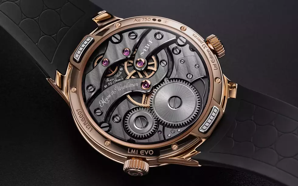 HAND-FINISHED CALIBRE LM1 EVO Red Gold Lifestyle 3