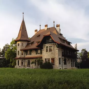 The M.A.D.House