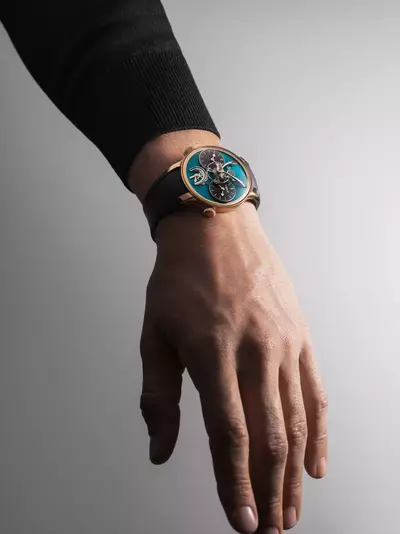 LM1 EVO Red Gold Wrist Shot 2