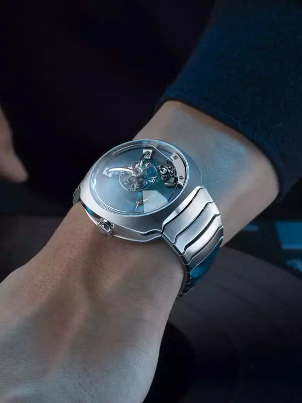 H. Moser x MB&F Streamliner Pandamonium | MB&F