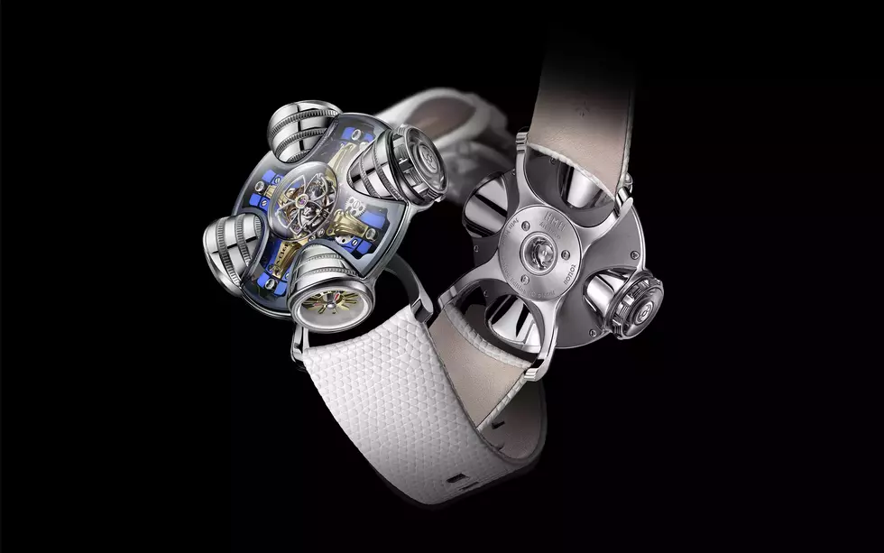 A CENTRAL FLYING TOURBILLON
