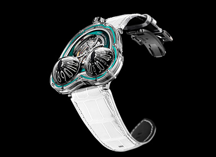 36.SVL.GR<br>Sapphire crystal with turquoise rotor<br>Limited edition of 10 pieces